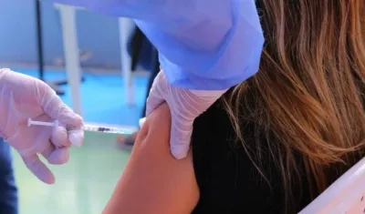 Los laboratorios procesaron en las últimas horas un total de  24.496 pruebas para detectar del Covid-19.