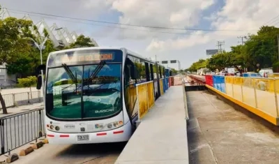 Plataforma habilitada de Transmetro.