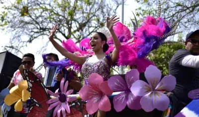 Paula Sarmiento, Reina del Carnaval de la 44.