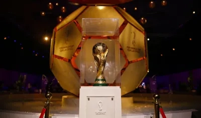 Trofeo de campeón mundial de la FIFA. 