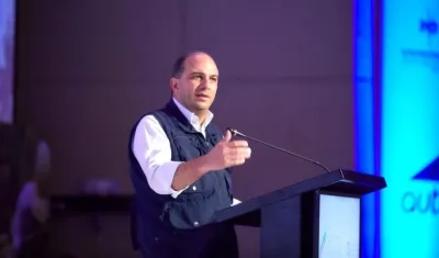 Carlos Camargo, Defensor del Pueblo.