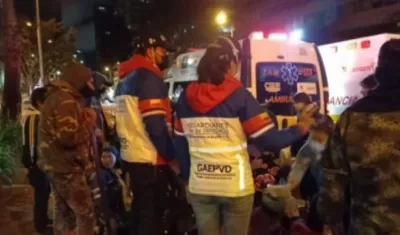 Conversaciones con los Embera tratando de convencerlos de que despejaran la vía.