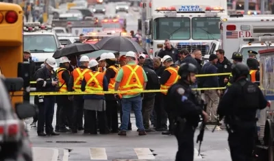 Funcionarios del metro de Nueva York. 