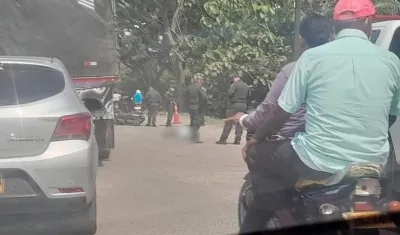 El patrullero quedó muerto en el lugar del accidente. 