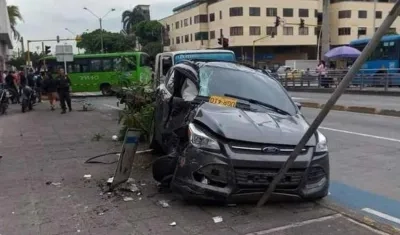 Camioneta en la que se desplazaba Freddy Rincón.