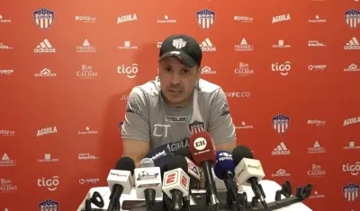 Juan Cruz Real, entrenador de Junior. 