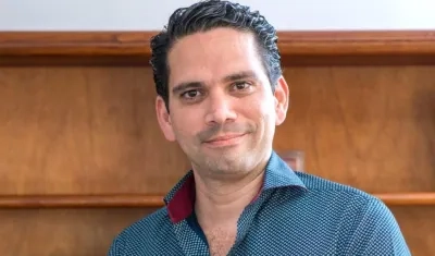 Jairo De Castro, Gerente General de Triple A.