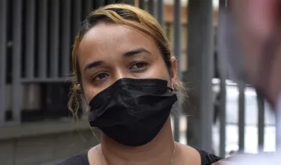 Jennifer Araoz, esposa de Naudin Córdoba Mena, el uniformado asesinado en Caribe Verde.