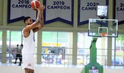 Tony Trocha, una de las figuras de Titanes. 