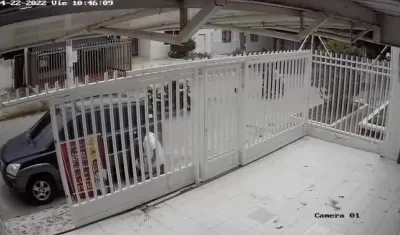 Momento en que el vecino resultó herido. 