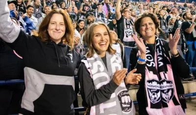 La actriz Natalie Portman, cofundadora del equipo de fútbol femenino Angel City.