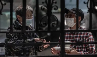 Shanghái suma un total de 238 fallecidos desde que comenzó el confinamiento hace más de un mes.