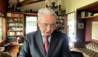 Álvaro Uribe en el Foro “Derecha e izquierda en el siglo XXI”