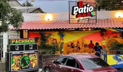 Fachada de El Patio de la 21.