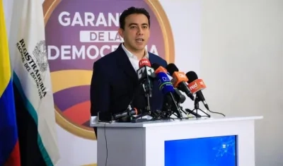 Alexander Vega, Registrador Nacional.