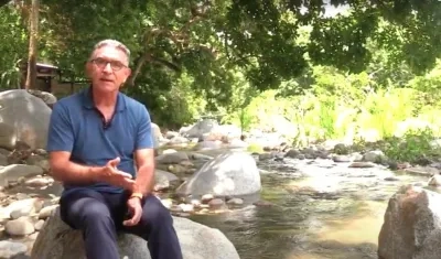 El periodista Jorge Cura Amar durante el recorrido por la Sierra Nevada de Santa Marta.