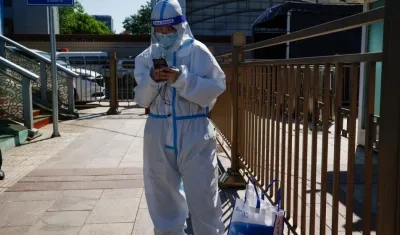 La Comisión Nacional de Sanidad de China anunció hoy el fallecimiento de 32 personas por Covid-19.