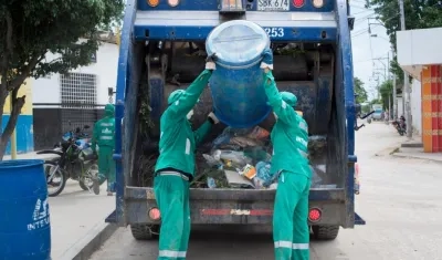 Operación de recolección de los residuos sólidos domiciliario es suspendida en varios municipios del Magdalena.