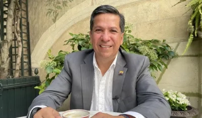 El candidato a la vicepresidencia Rodrigo Lara Sánchez.