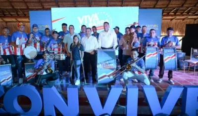 En este 2022 capacita a más de 300 barristas que se forman para el emprendimiento y a otros 300 más en música.