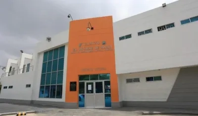 Camino El Bosque, a donde fue llevada la mujer. 