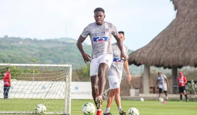 Alfonso Simarra será titular en Junior. 