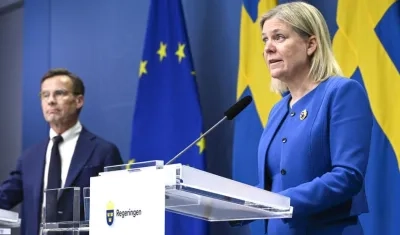 La Primera Ministra Magdalena Andersson y el líder de la oposición Ulf Kristersson.