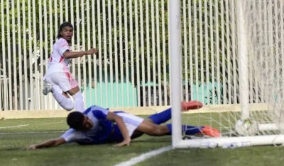 Acción de gol de Atlántico. 