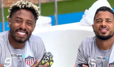 Omar Albornoz y Yesus Cabrera en ejercicios de recuperación tras el triunfo ante Oriente Petrolero.