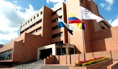 Los ciudadanos deben estar atentos para votar de manera segura.