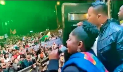 Momento de la intimidación contra Francia Márquez.