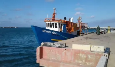 Embarcación que naufragó en Colombia.