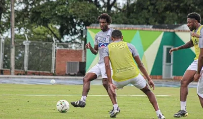 Didier Moreno sería uno de los titulares.