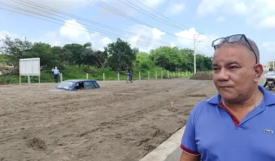 Alfonso Monterrosa en el sitio de la emergencia.