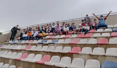 'Jóvenes a lo bien' en el Romelio Martínez. 