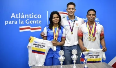 Luna Álvarez, Cristian Ortega y Francisco Jaramillo. 