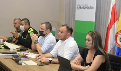 Autoridades locales en reunión de este viernes sobre medidas por jornada electoral