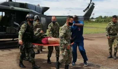 Evacuación de los soldados heridos,