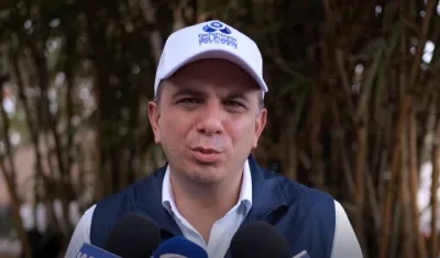 Carlos Camargo Assis, Defensor del Pueblo.