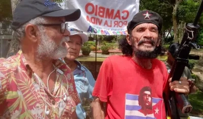 El ‘Che Guevara del Carnaval con Fabio Ortíz.