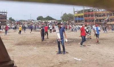 Palcos caídos en las corralejas de El Espinal, Tolima. 