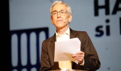 El presidente de la Comisión de la Verdad, el sacerdote Francisco de Roux