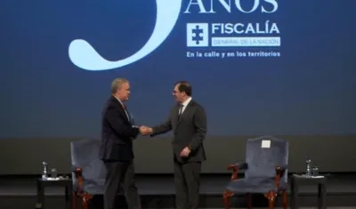 Iván Duque, Presidente de la República; y Francisco Barbosa, Fiscal General.