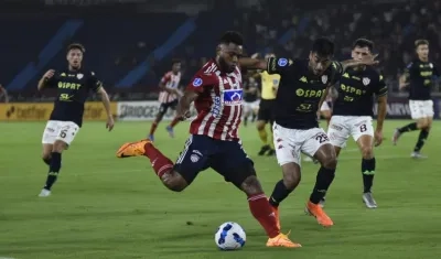 Miguel Ángel Borja, delantero colombiano. 