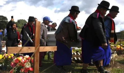 La población indígena pidió la urgente intervención de la Defensoría del Pueblo.