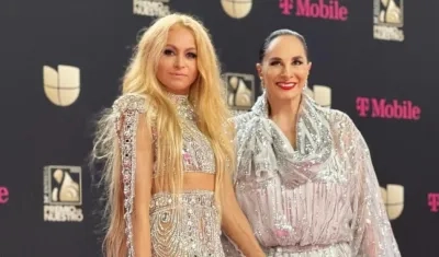 Paulina Rubio y su mamá Susana Dosamantes