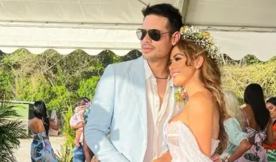 Elianis Garrido y Álvaro Navarro en la boda celebrada el sábado.