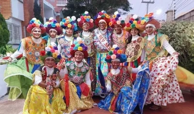 Farotas de Talaigua rumbo al Encuentro Folclórico Mercedes Montaño en Cali.