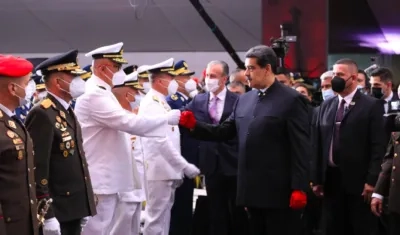 El presidente Nicolás Maduro encabezó una ceremonia con las fuerzas militares de ese pais.