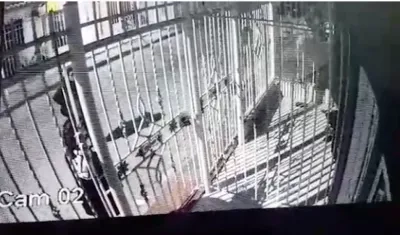 Cámaras de vigilancia captaron el atraco.